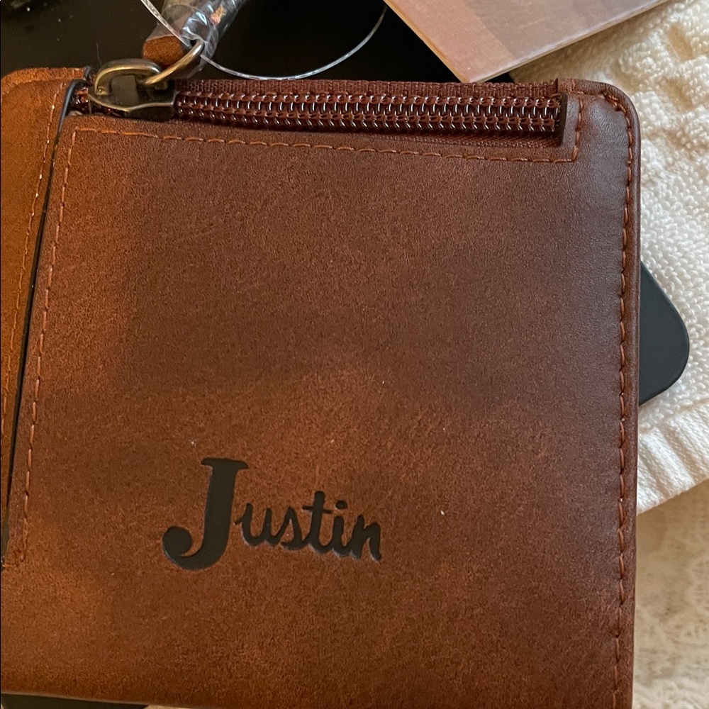 Justin Boots Brown Wallet with Turquoise Accents - Picture 4 of 6